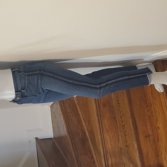 LOGO by Lori Goldstein straight leg jeans - Picture 4 of 16